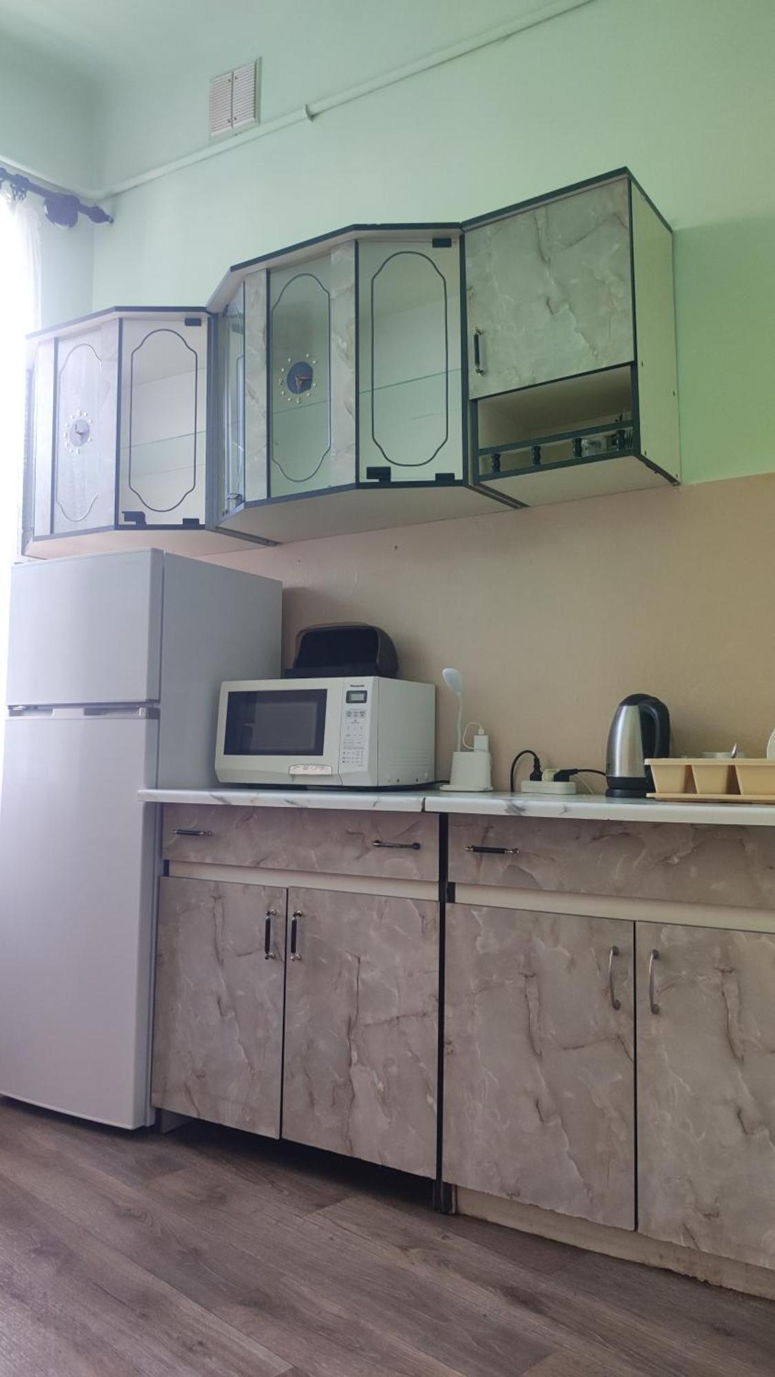Apartment On Sheptytskyh 27 リヴィウ エクステリア 写真
